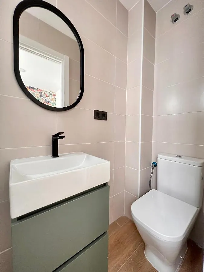 Crysoyle Apartment Barcelona Next To Camp Nou L'Hospitalet de Llobregat 0*,