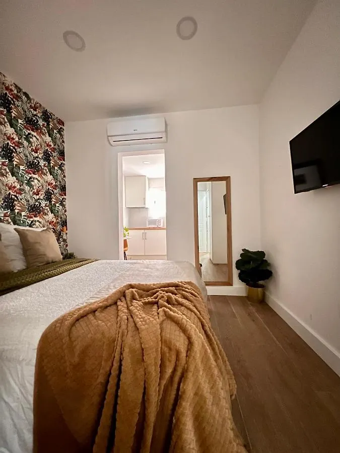Crysoyle Apartment Barcelona Next To Camp Nou L'Hospitalet de Llobregat 0*,