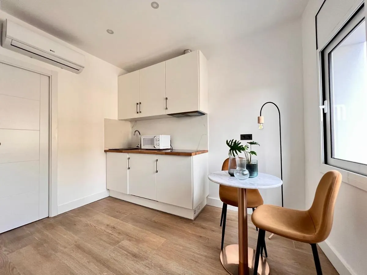 Crysoyle Apartment Barcelona Next To Camp Nou L'Hospitalet de Llobregat 0*,  Spain